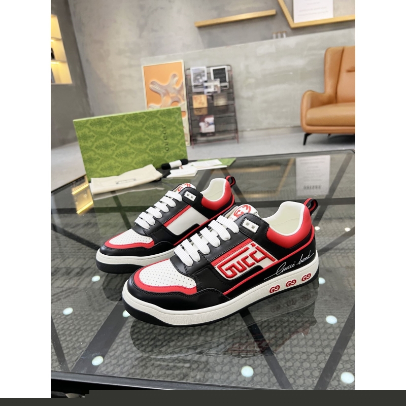 G*u*i casual shoes